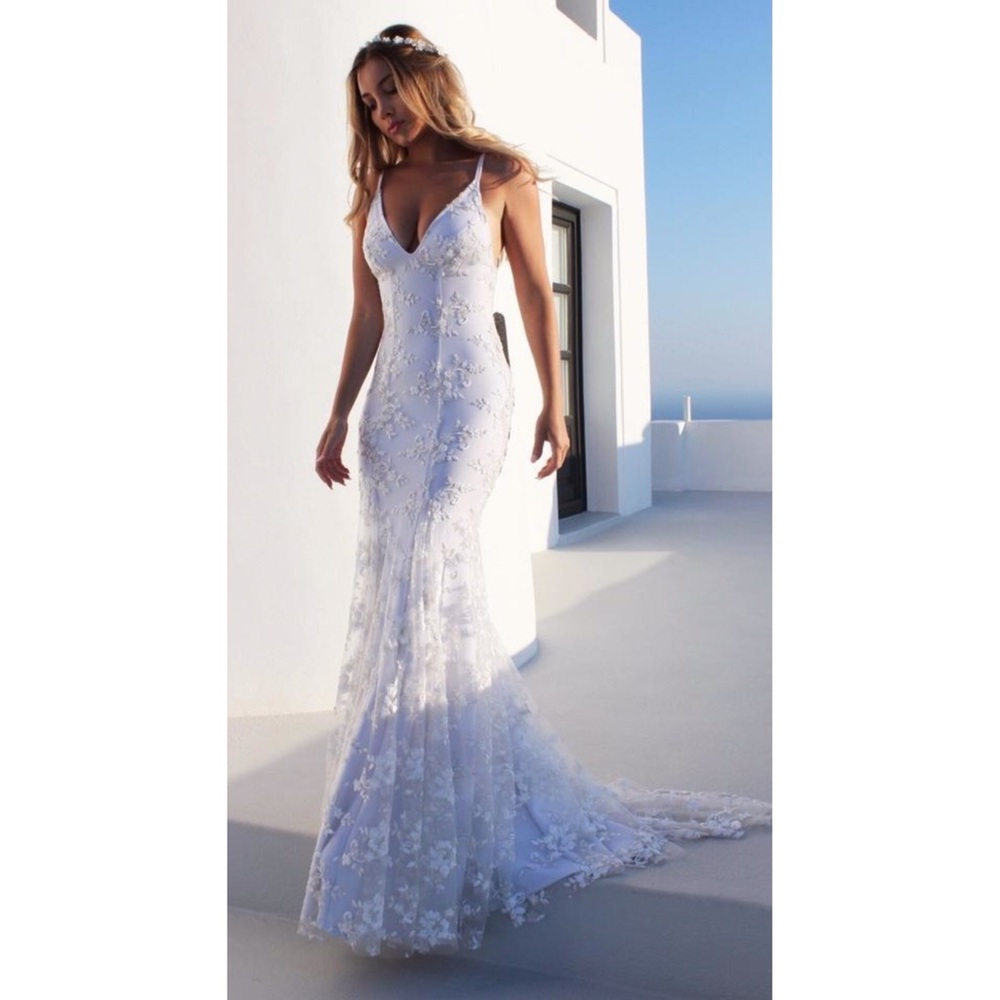 White Lace Halter Wedding Prom Dress